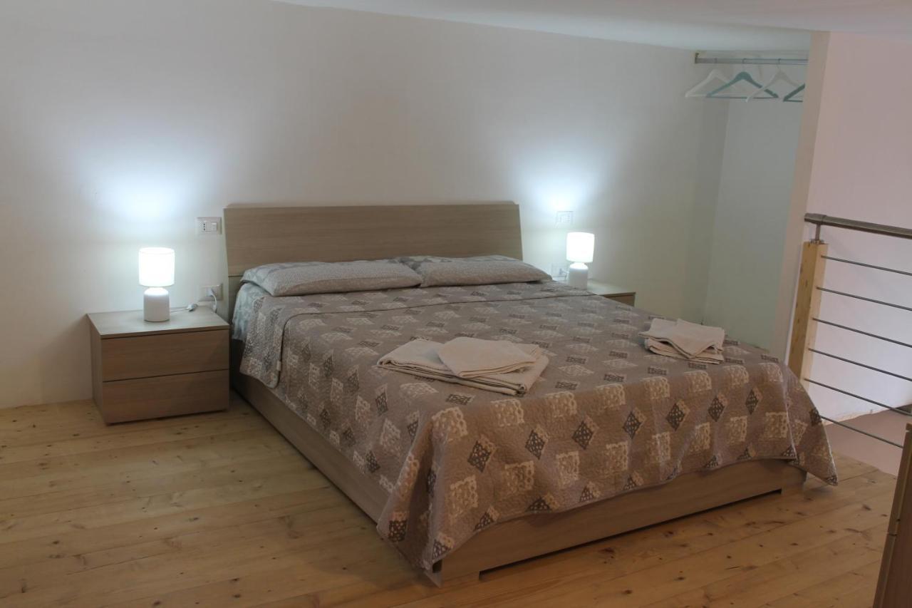 Appartement Bomboniera Di Maria à Naples Extérieur photo