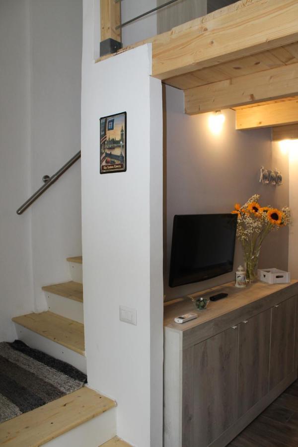Appartement Bomboniera Di Maria à Naples Extérieur photo
